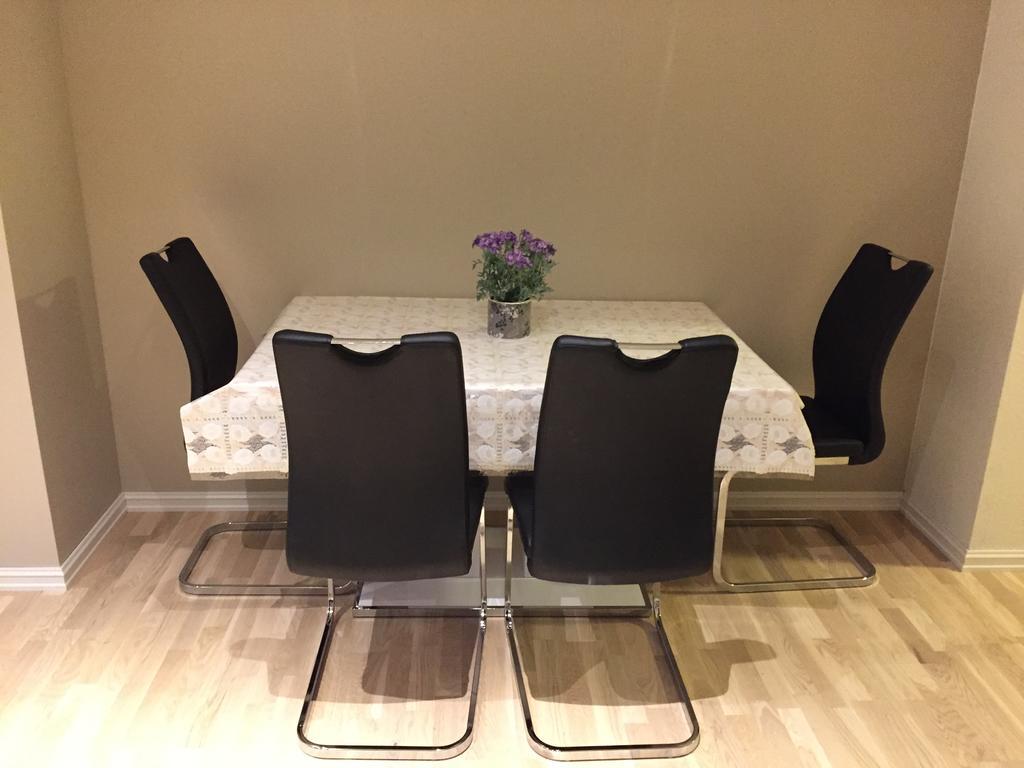 Erika'S Apartment Kalvag Экстерьер фото